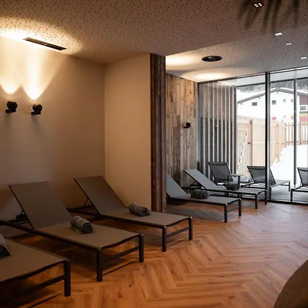 Hotel Adea Lifestyle 4*